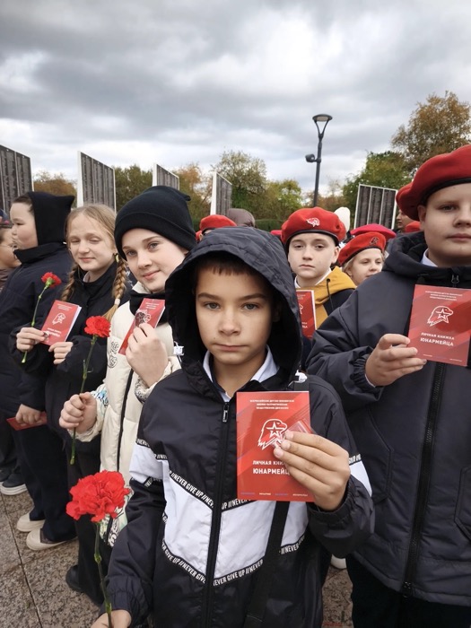 Ряды Юнармии пополнились: пятиклассники школы № 56 вступили в движение!